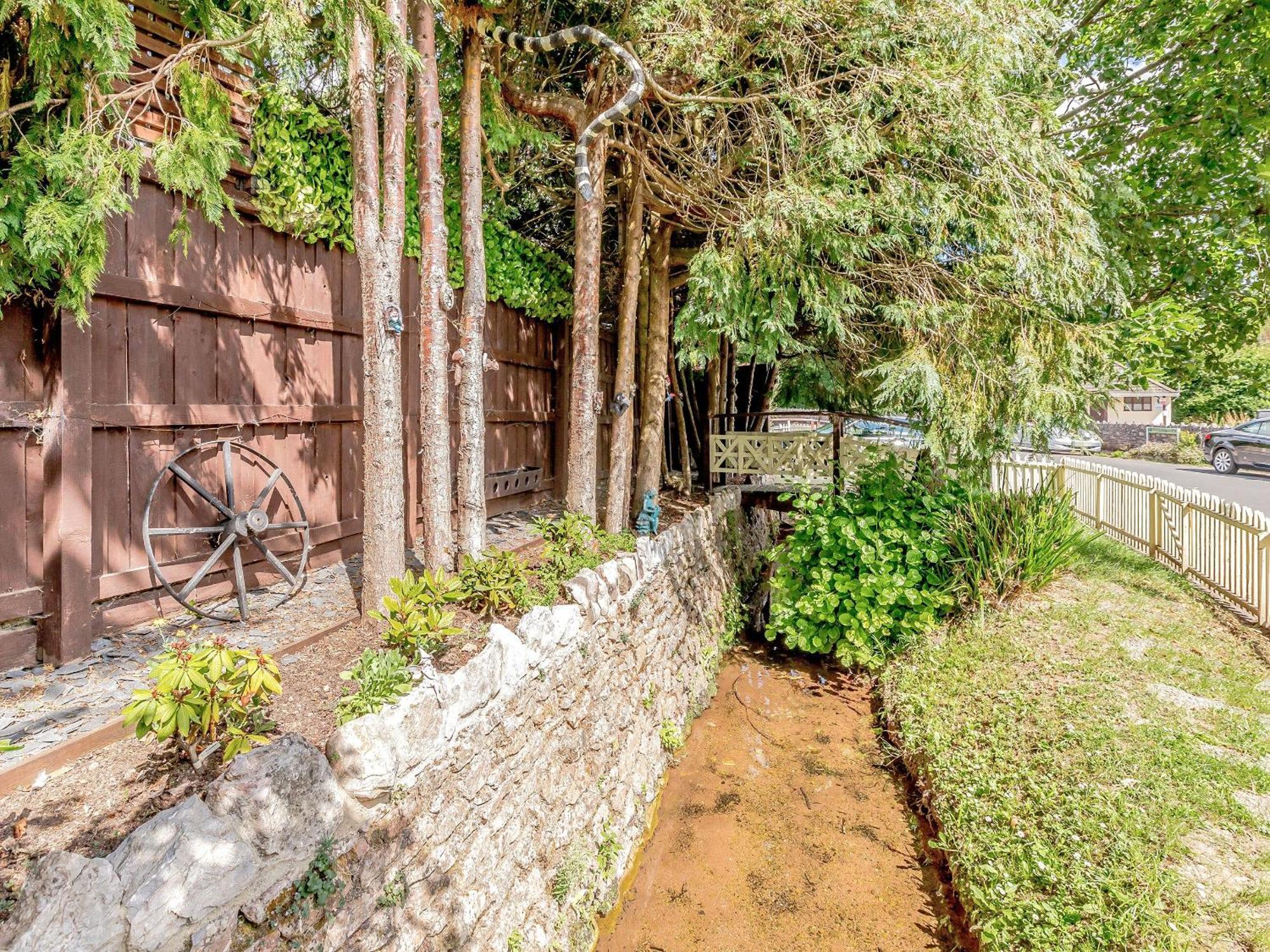 Hobbits Hide Villa Abbotskerswell Luaran gambar